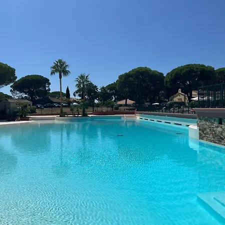 Bei Saint Tropez Holiday home
